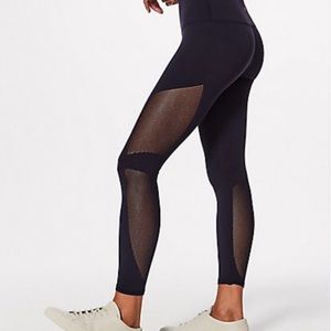 Lululemon Reveal Leggings 7/8 -Black Size 2